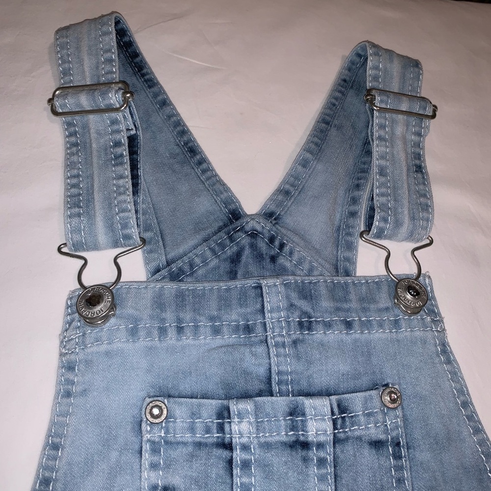 Jordache - Picture 3 of 7